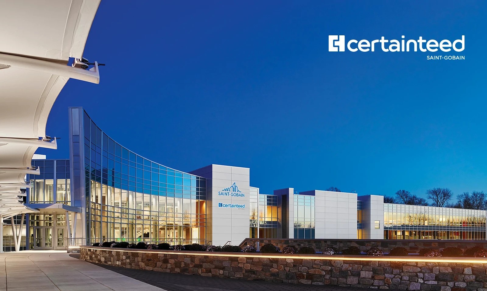 Saint-Gobain Acquires Asphalt Shingle Recycling Technology, Advancing its Commitment to Waste Reduction